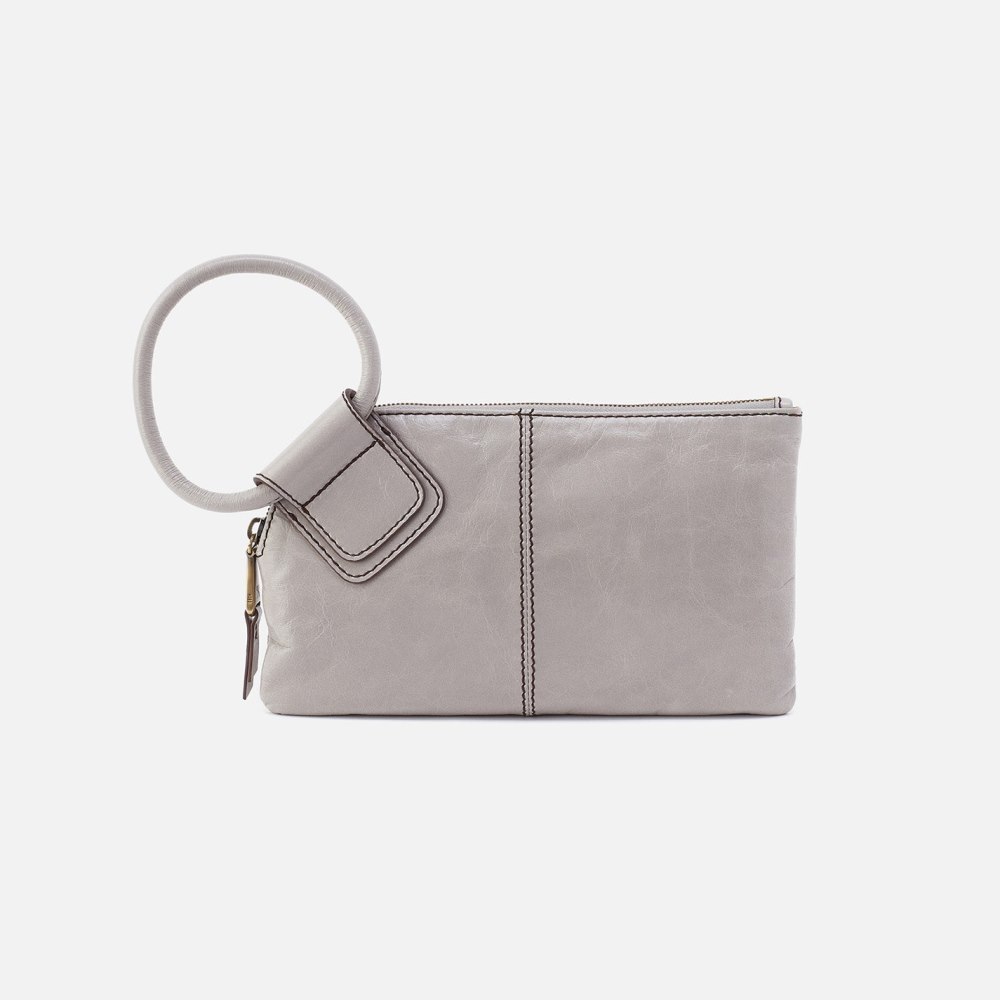 Hobo | Sable Wristlet in Polished Leather - Light Grey - Click Image to Close