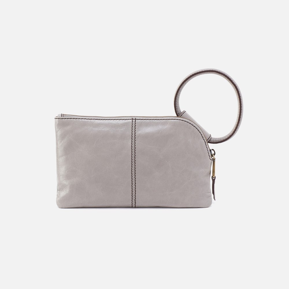 Hobo | Sable Wristlet in Polished Leather - Light Grey