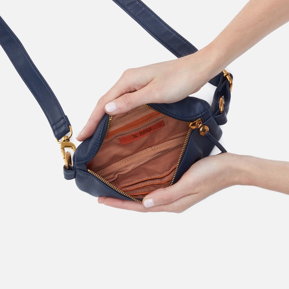 Hobo | Fern Belt Bag in Pebbled Leather - Sapphire