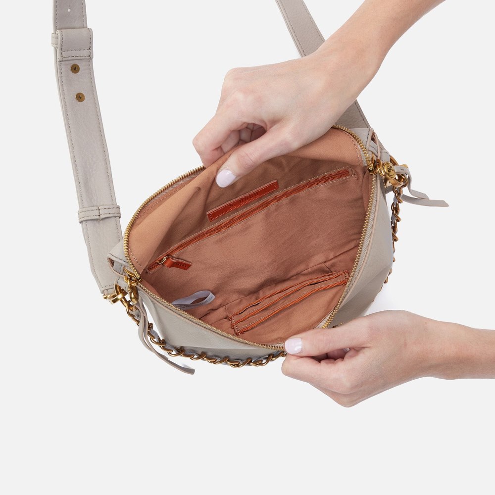 Hobo | Miri Belt Bag in Pebbled Leather - Taupe