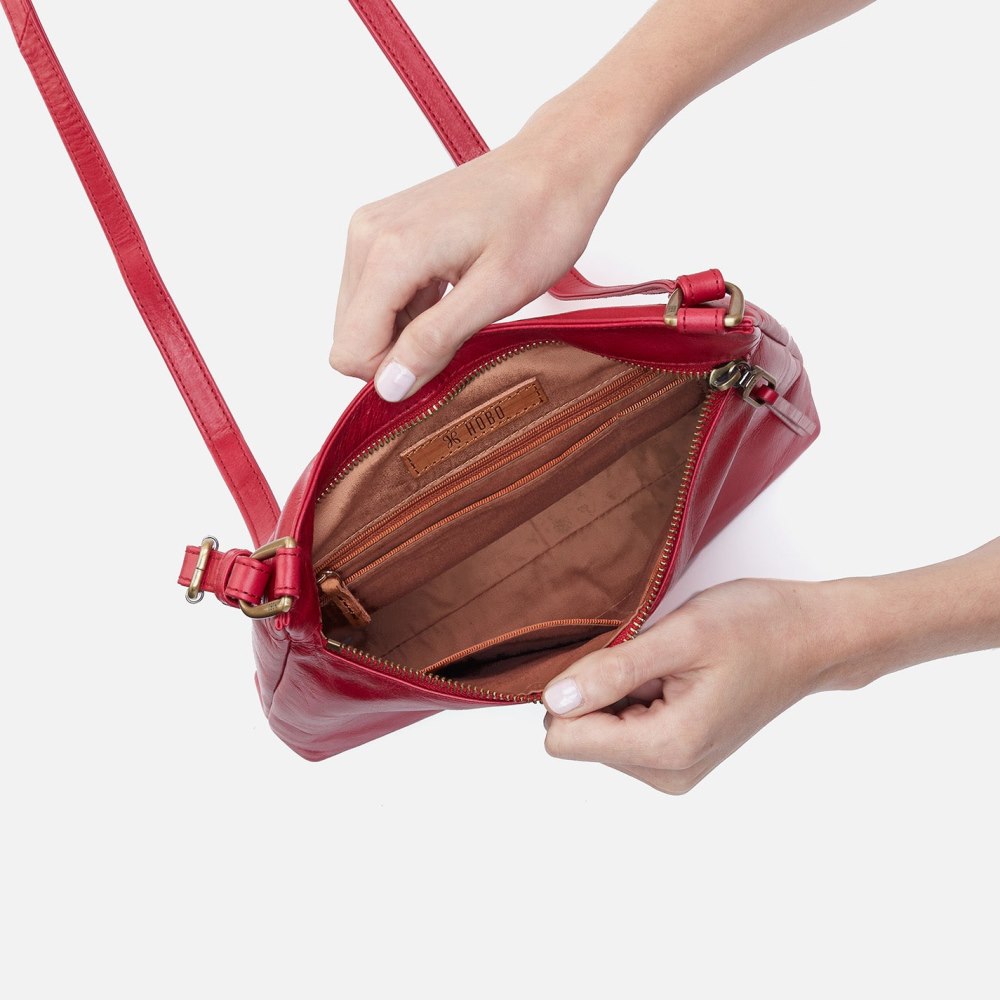 Hobo | Cambel Crossbody in Polished Leather - Claret