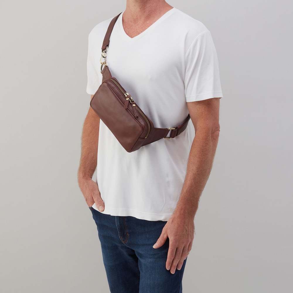 Hobo | Men's Sling in Silk Napa Leather - Brown