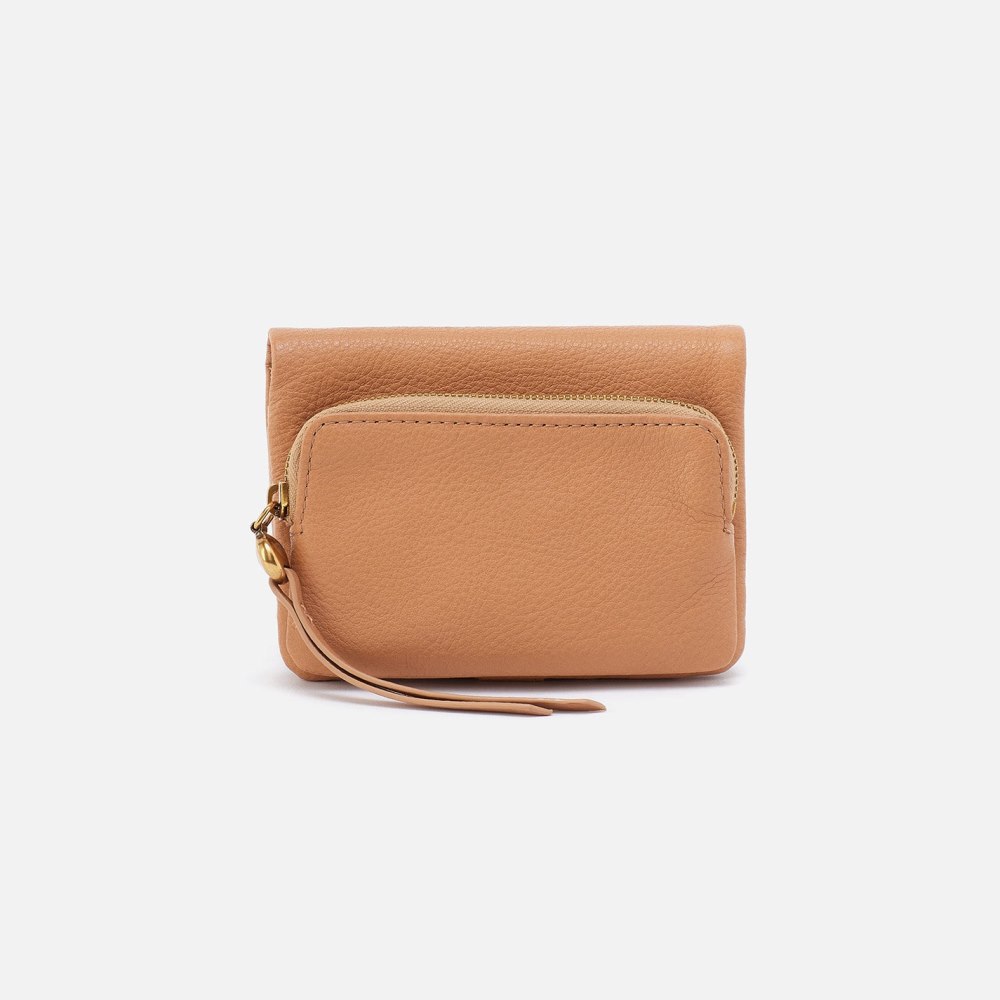 Hobo | Fern Bifold Wallet in Pebbled Leather - Sandstorm