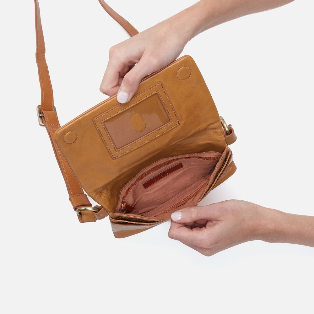 Hobo | Winn Belt Bag in Polished Leather - Natural