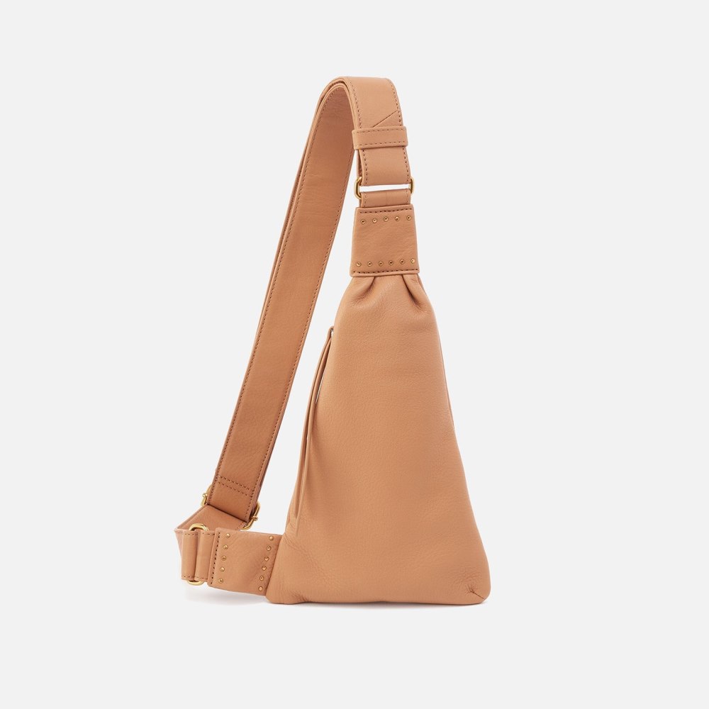 Hobo | Bodhi Sling in Pebbled Leather - Sandstorm - Click Image to Close