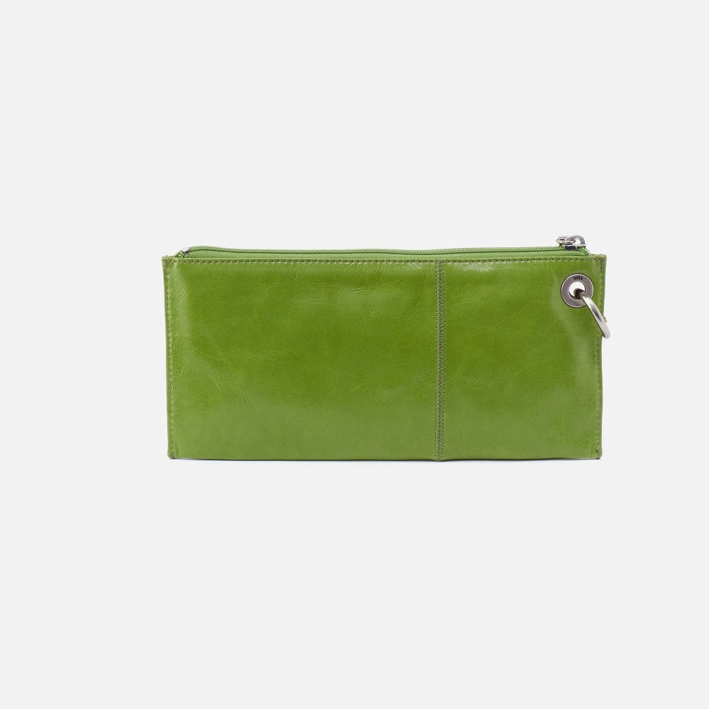 Hobo | Vida Wristlet in Polished Leather - Garden Green