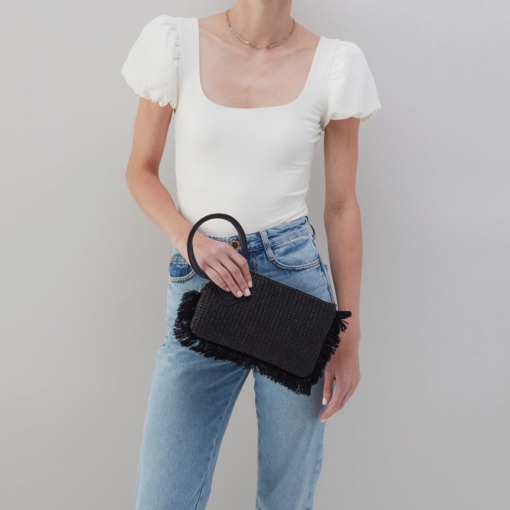 Hobo | Sable Wristlet in Raffia With Leather Trim - Black