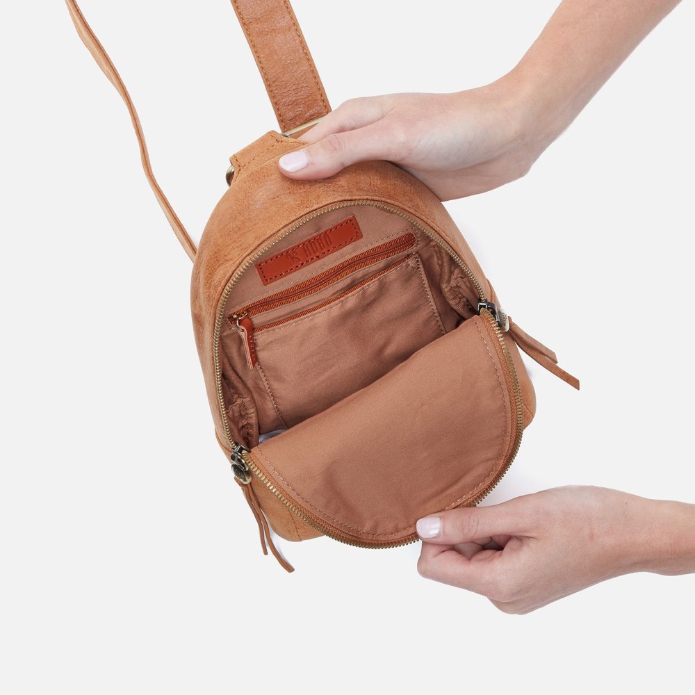 Hobo | Fern Sling in Buffed Leather - Whiskey