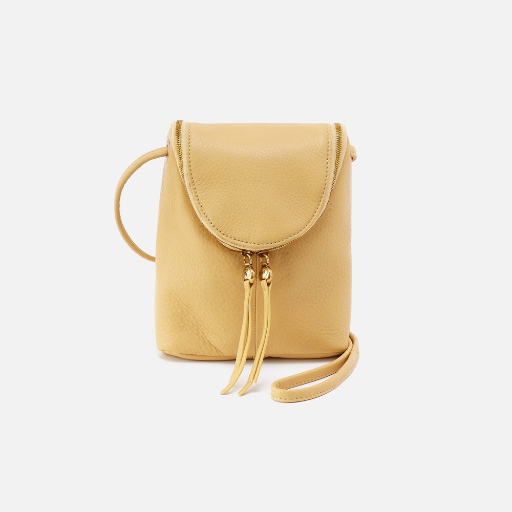 Hobo | Fern Crossbody in Pebbled Leather - Flax