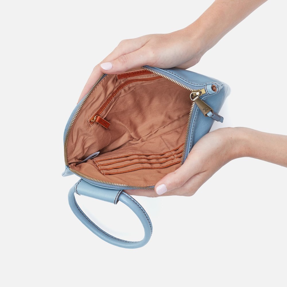 Hobo | Sable Wristlet in Polished Leather - Cornflower