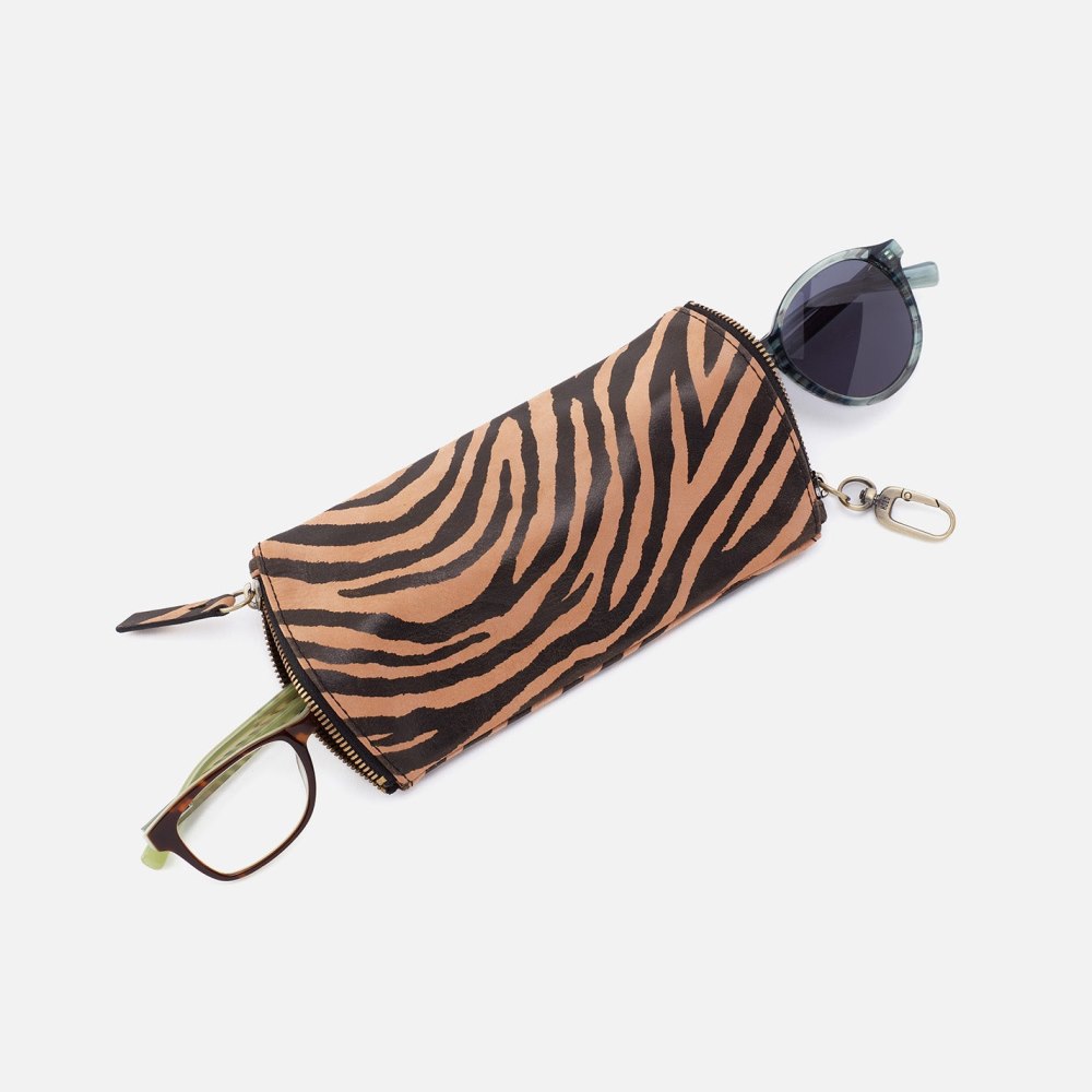 Hobo | Spark Double Eyeglass Case in Printed Leather - Zebra Stripes