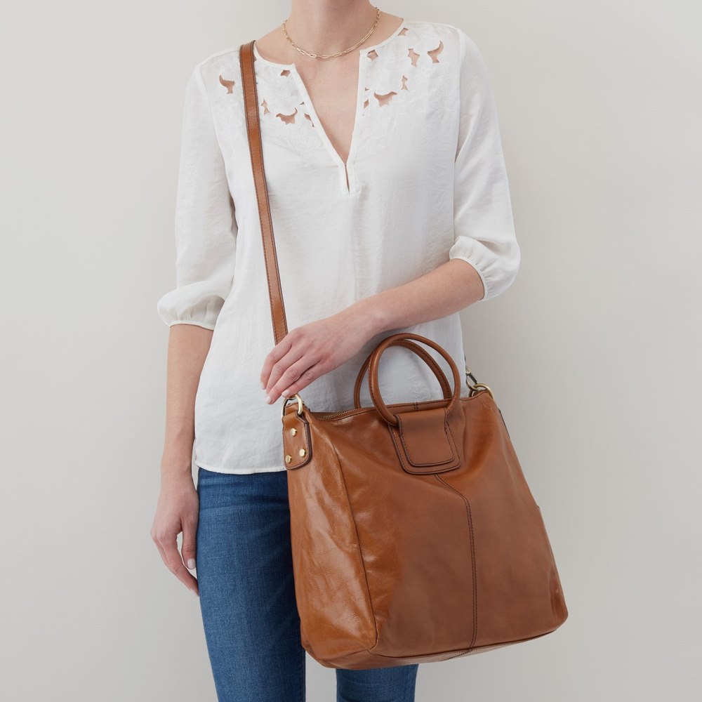 Hobo | Sheila Large Satchel in Polished Leather - Truffle