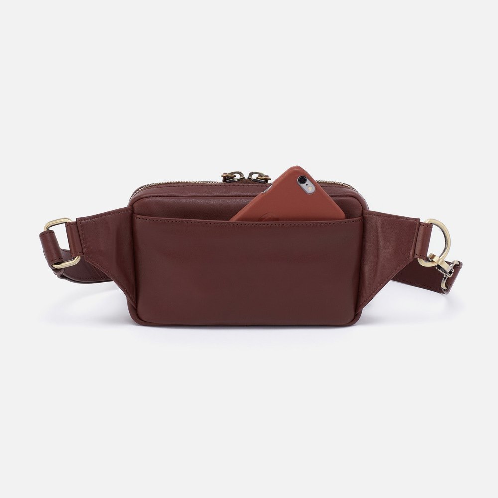 Hobo | Men's Sling in Silk Napa Leather - Brown