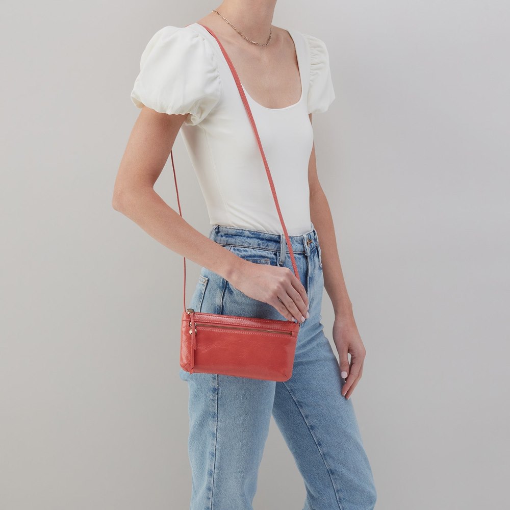 Hobo | Cara Crossbody in Polished Leather - Cherry Blossom