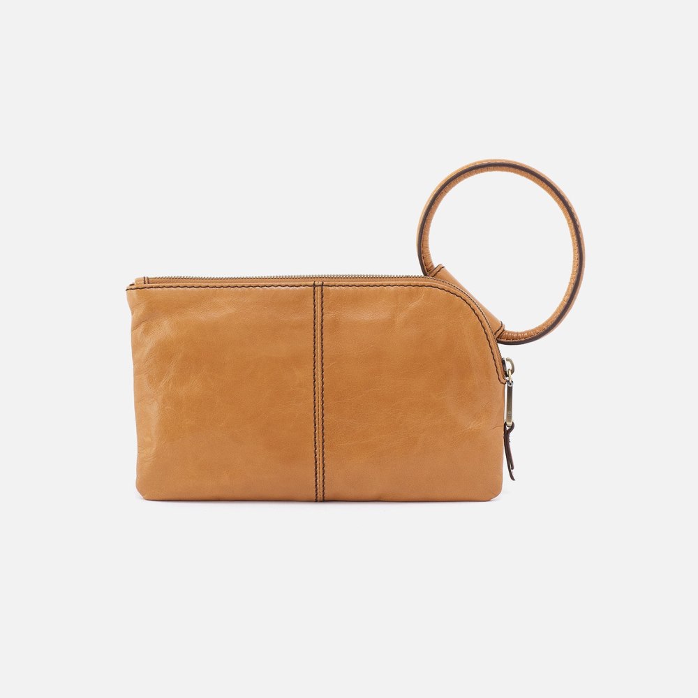 Hobo | Sable Wristlet in Polished Leather - Natural