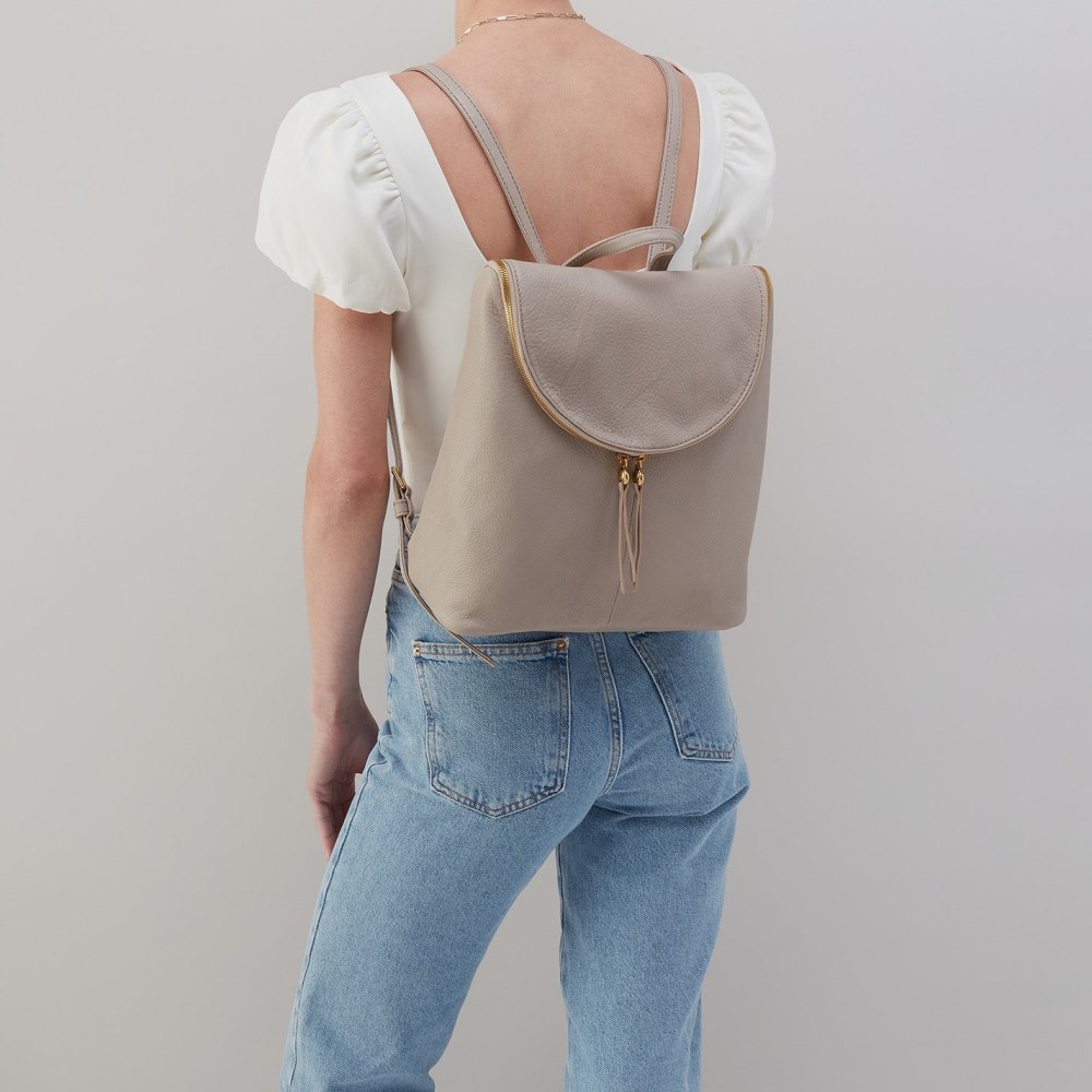 Hobo | Fern Backpack in Pebbled Leather - Taupe