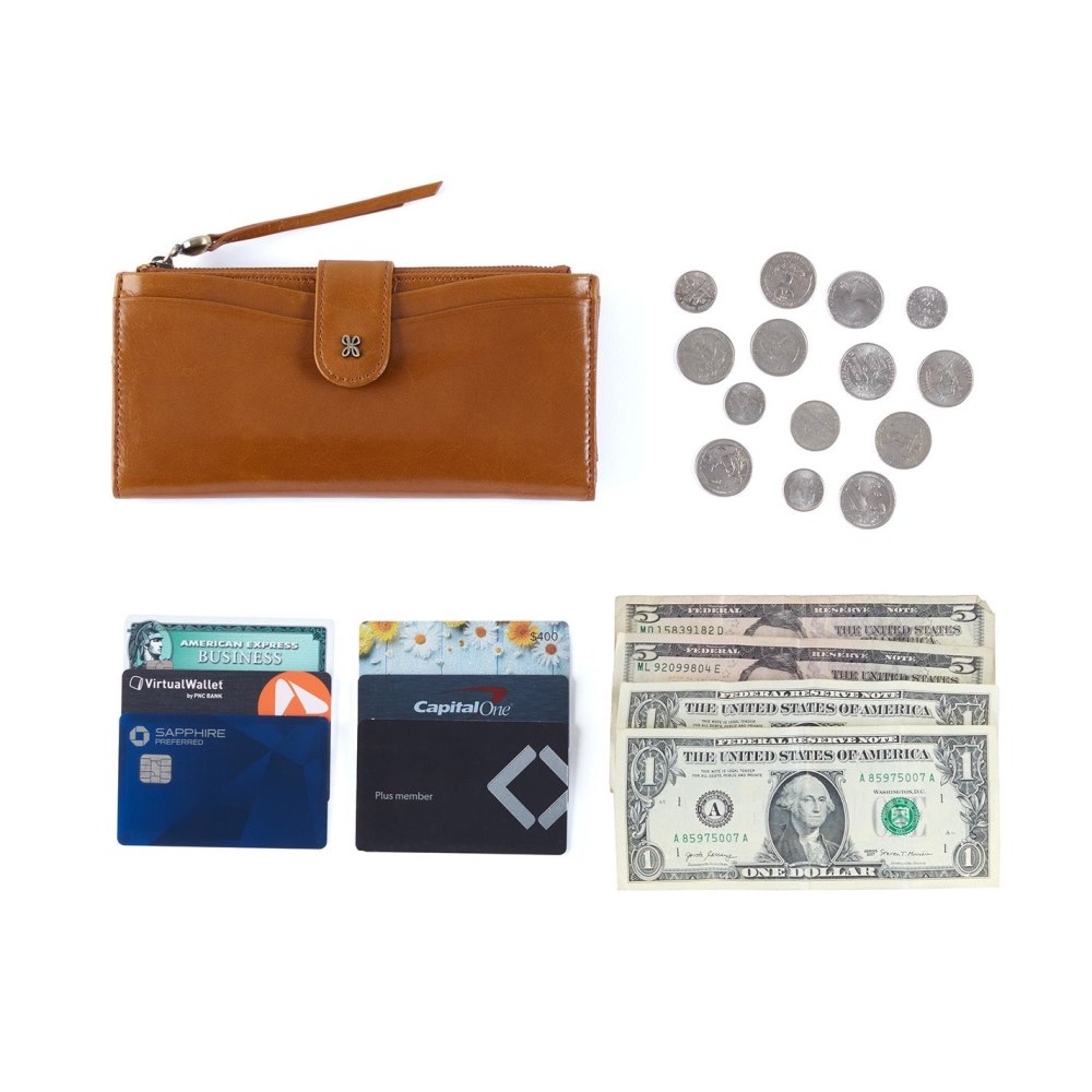 Hobo | Max Continental Wallet in Polished Leather - Truffle