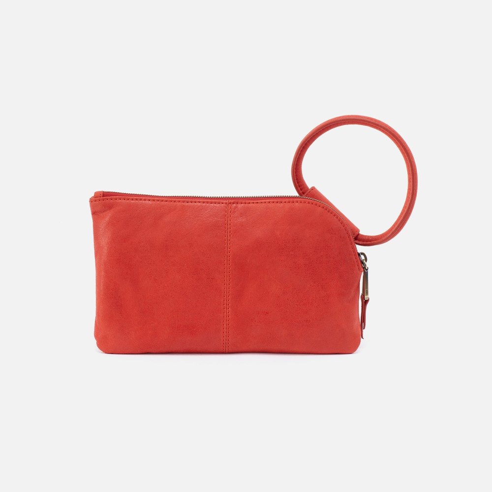 Hobo | Sable Wristlet in Buffed Leather - Chili