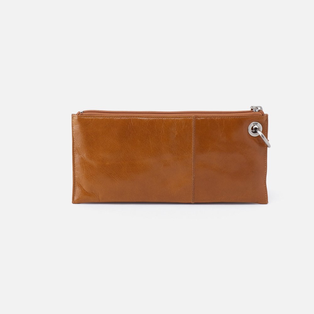 Hobo | Vida Wristlet in Polished Leather - Truffle