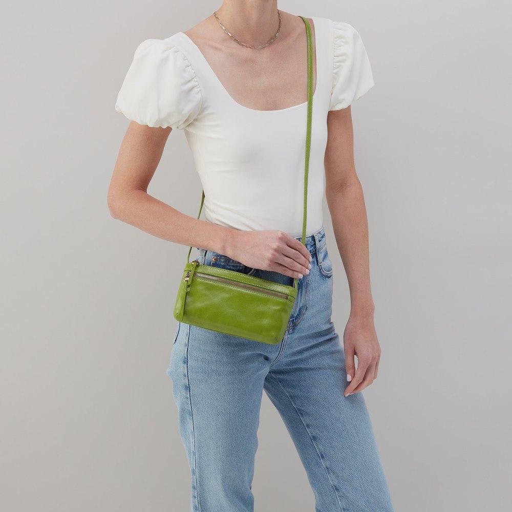 Hobo | Cara Crossbody in Polished Leather - Garden Green