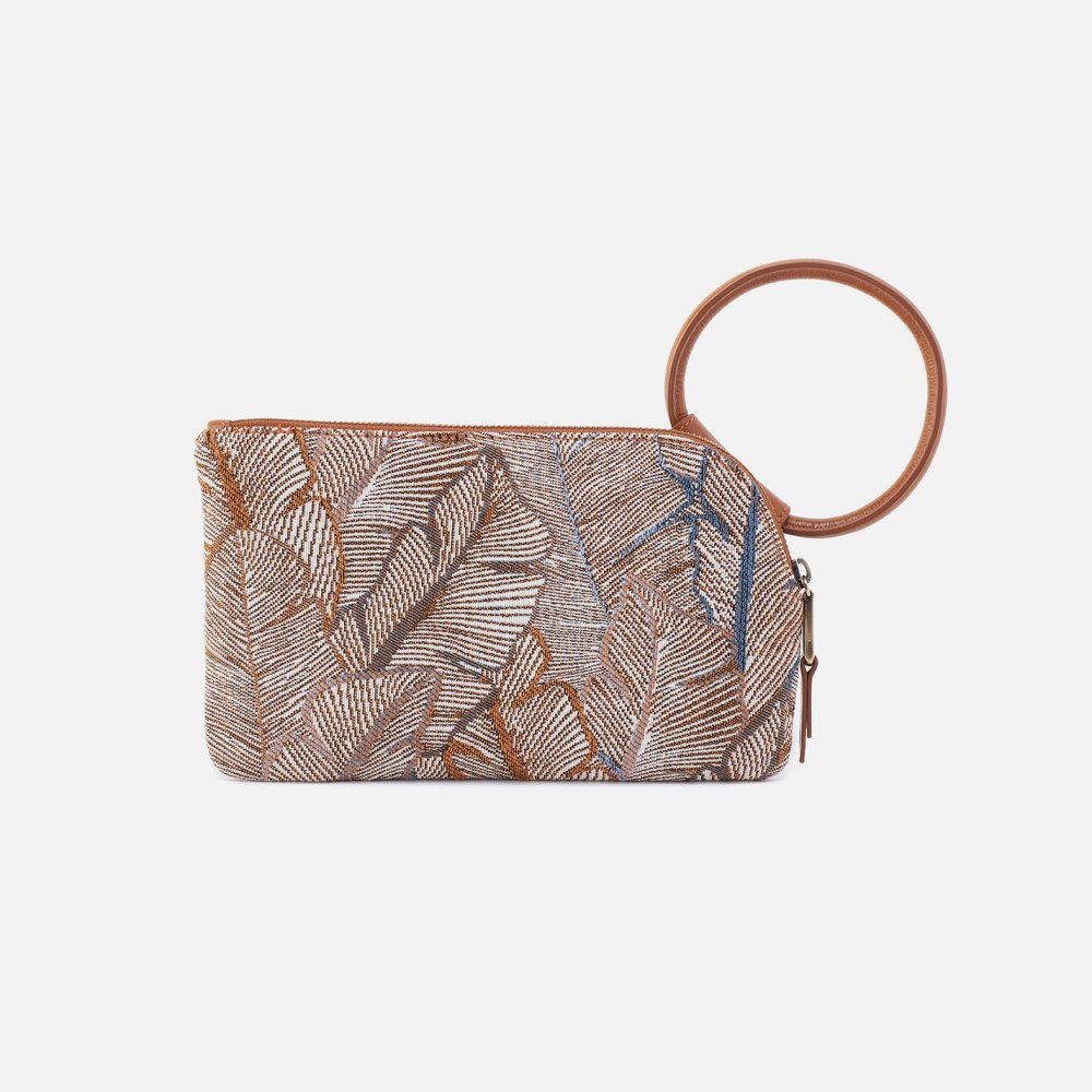 Hobo | Sable Wristlet in Tapestry Fabric With Leather Trim - Feather Tapestry