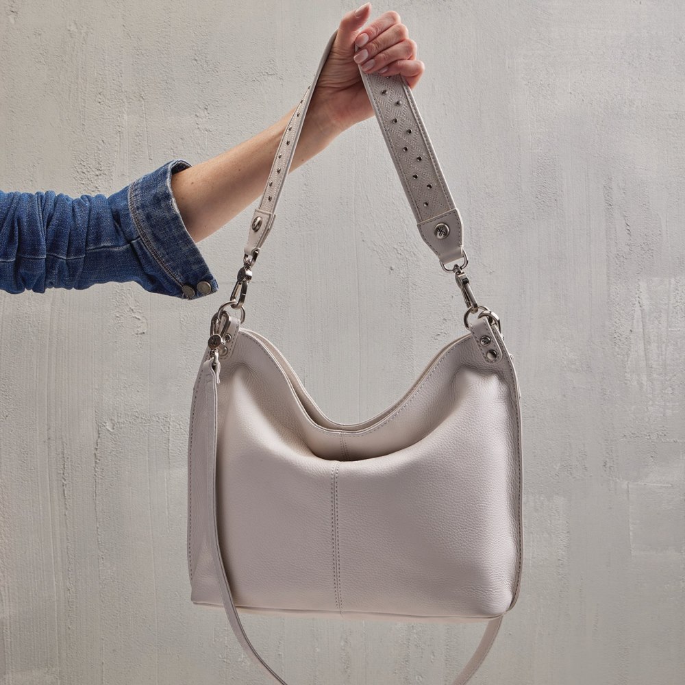 Hobo | Pier Shoulder Bag in Pebbled Leather - White