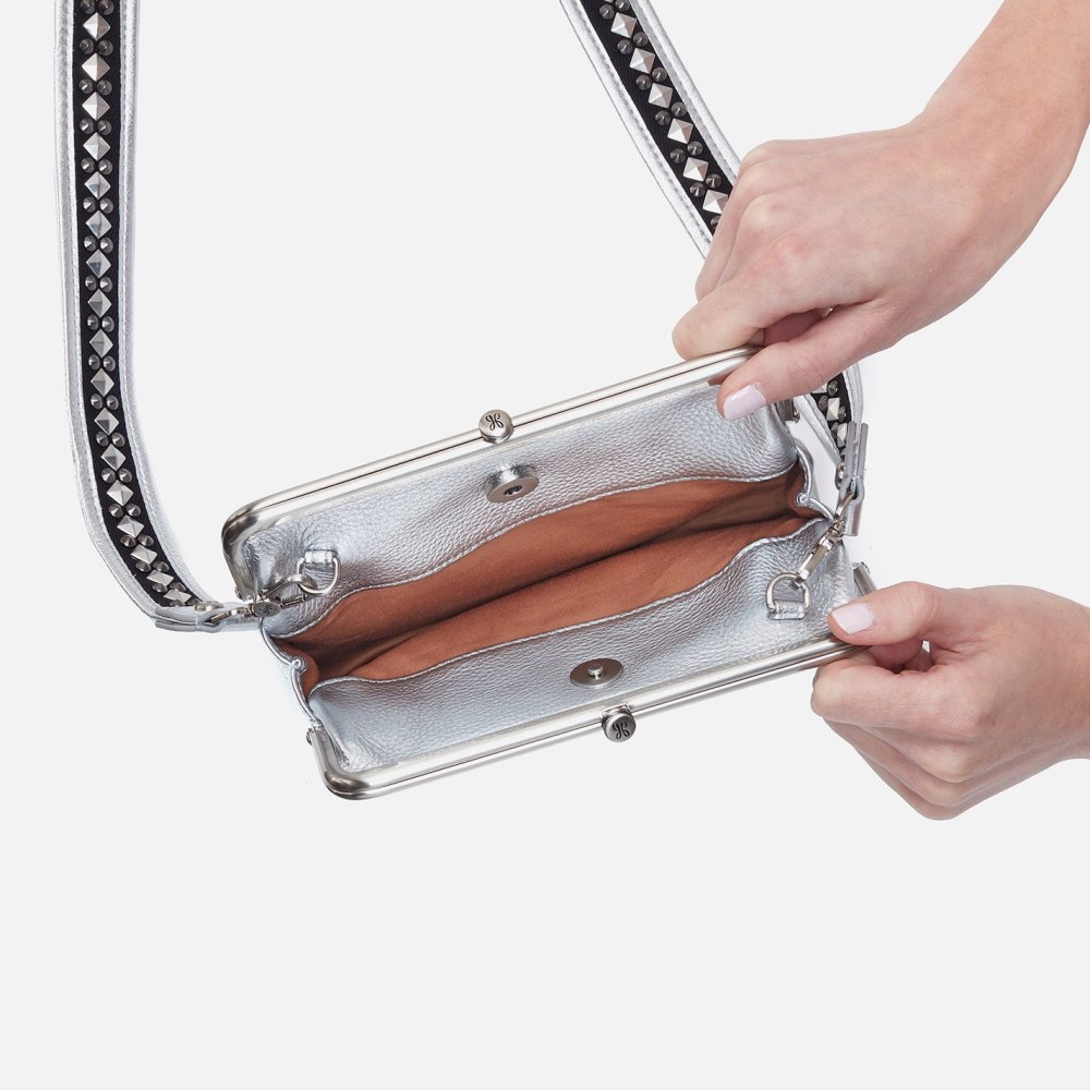 Hobo | Lauren Crossbody in Metallic Leather - Argento