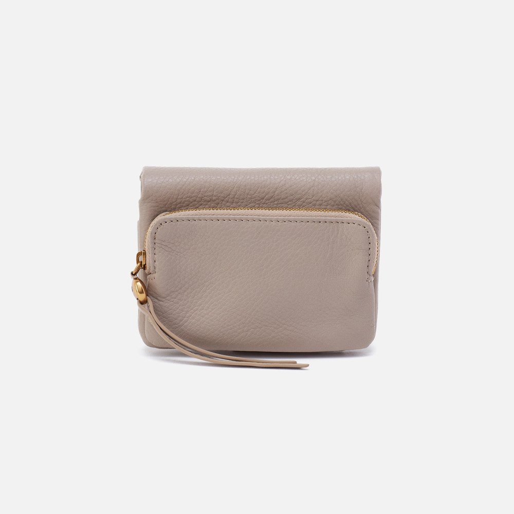 Hobo | Fern Bifold Wallet in Pebbled Leather - Taupe - Click Image to Close