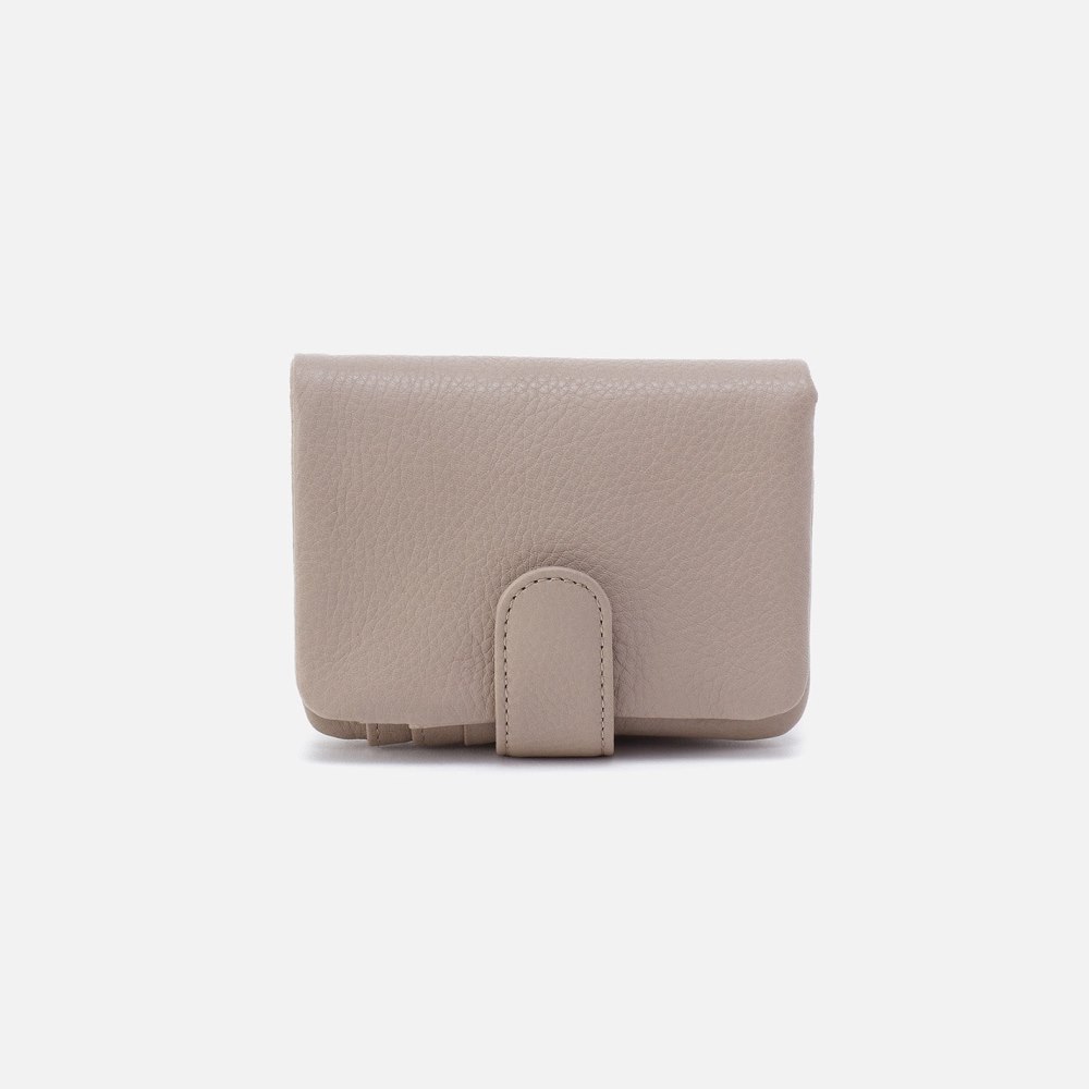 Hobo | Fern Bifold Wallet in Pebbled Leather - Taupe