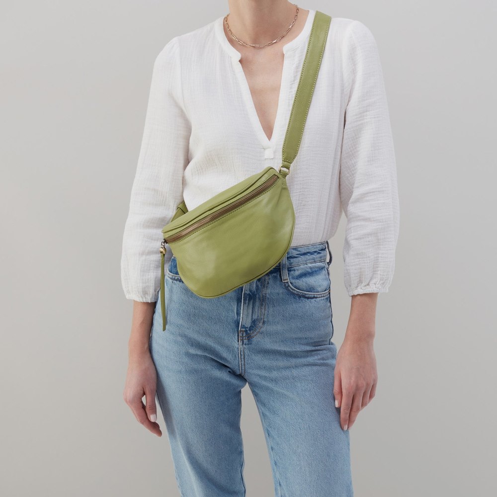 Hobo | Juno Belt Bag in Soft Leather - Leaf