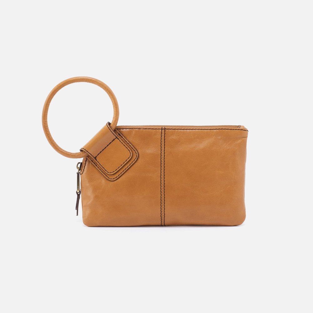 Hobo | Sable Wristlet in Polished Leather - Natural