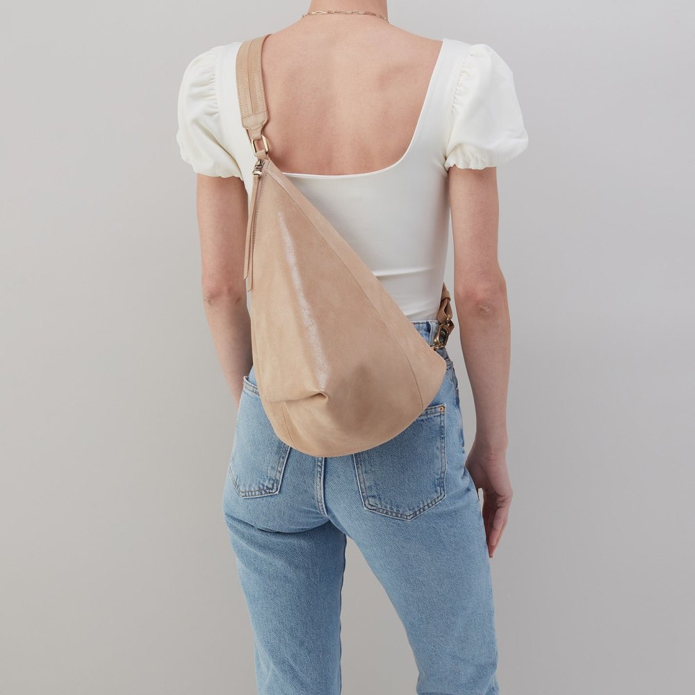 Hobo | Sway Convertible Sling in Buffed Leather - Irish Creme