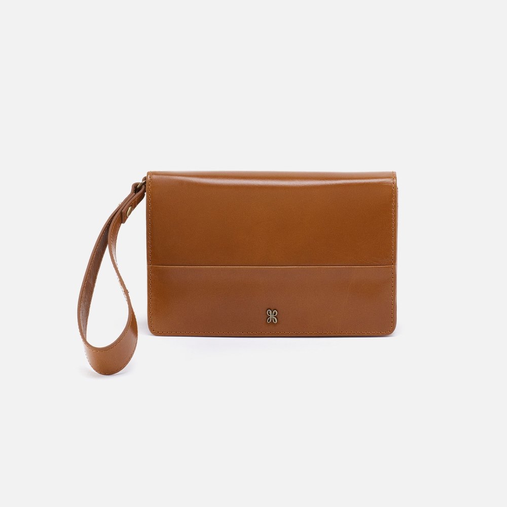 Hobo | Jill Wristlet in Polished Leather - Truffle