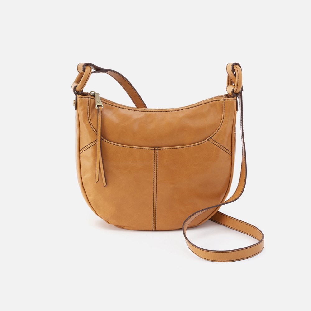 Hobo | Sheila Scoop Crossbody in Polished Leather - Natural