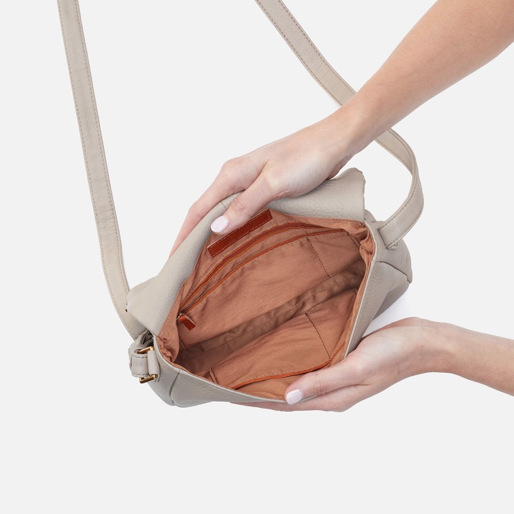 Hobo | Fern Messenger Crossbody in Pebbled Leather - Taupe