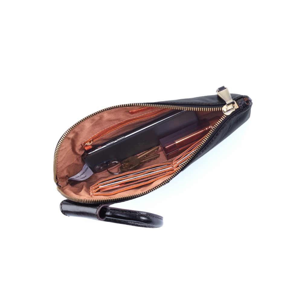 Hobo | Sable Wristlet in Raffia With Leather Trim - Black