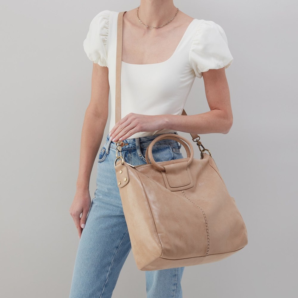 Hobo | Sheila Large Satchel in Buffed Leather - Irish Creme