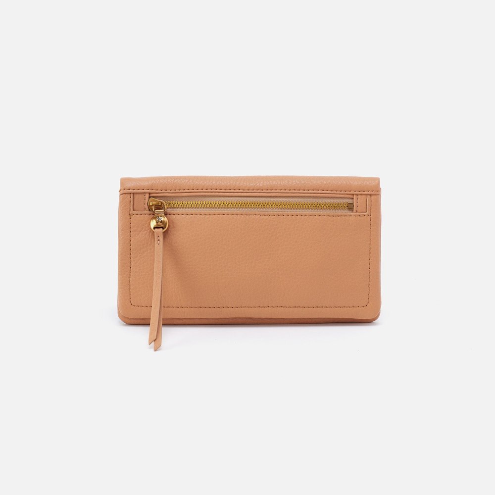 Hobo | Lumen Continental Wallet in Pebbled Leather - Sandstorm