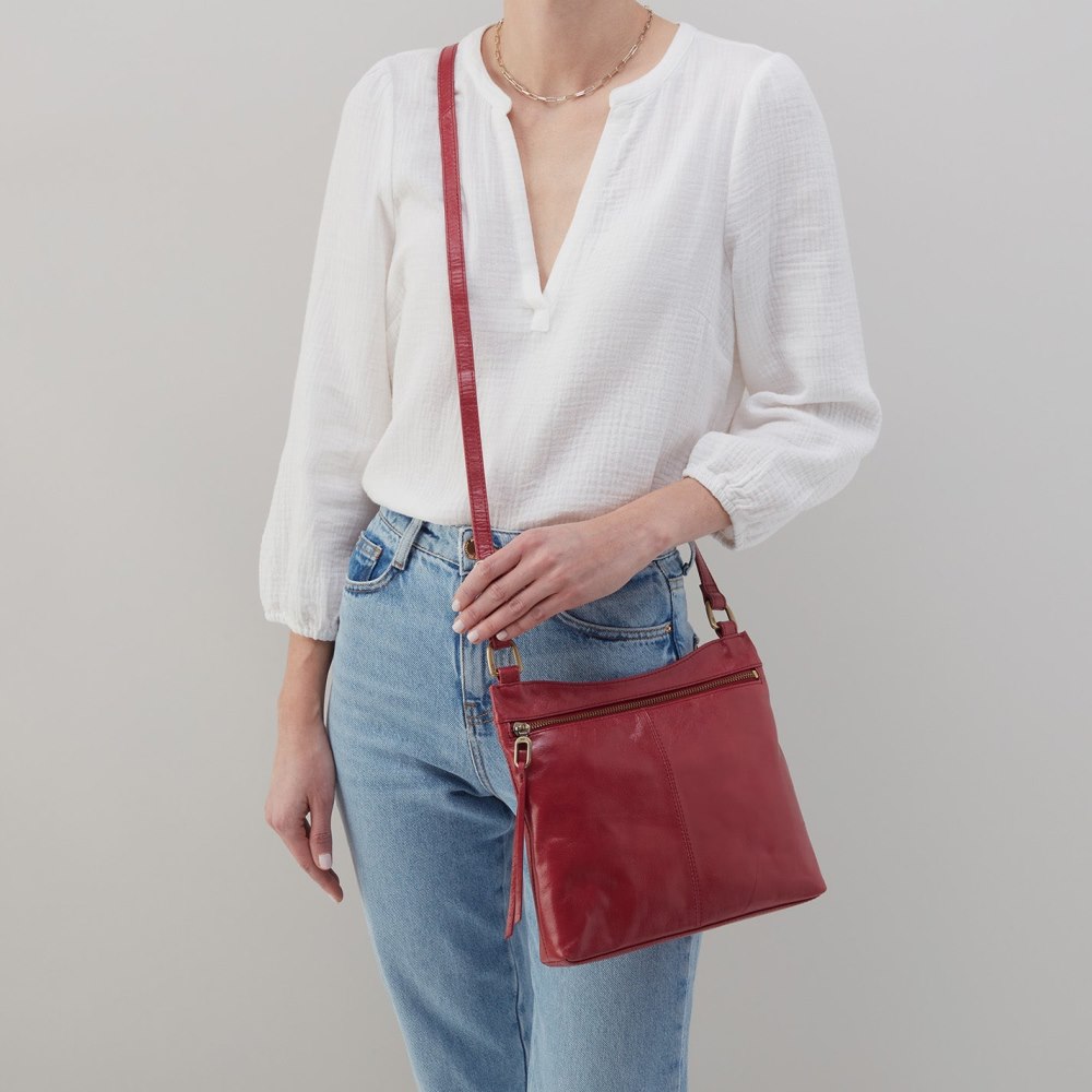 Hobo | Cambel Crossbody in Polished Leather - Cranberry