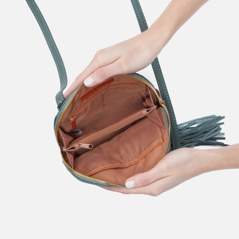 Hobo | Nash Crossbody in Pebbled Leather - Sage Leaf