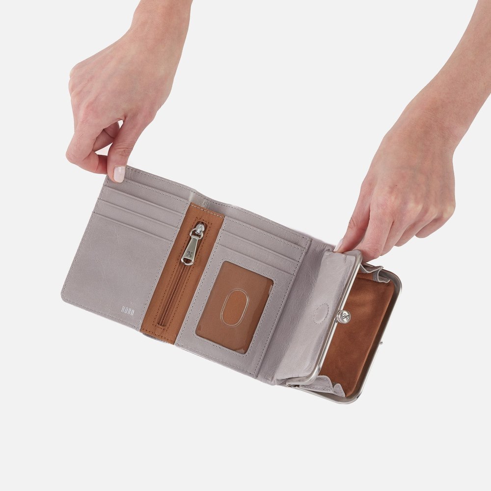 Hobo | Robin Compact Wallet in Polished Leather - Light Grey