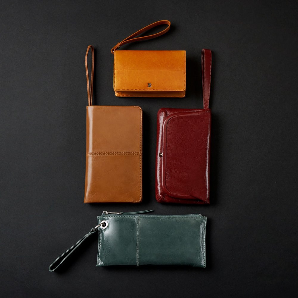 Hobo | Jill Wristlet in Polished Leather - Warm Amber