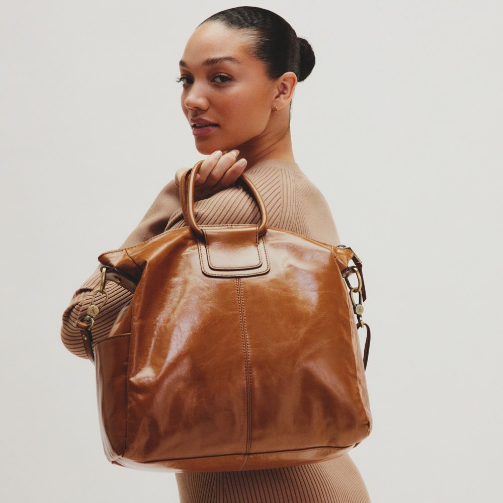 Hobo | Sheila Large Satchel in Polished Leather - Truffle