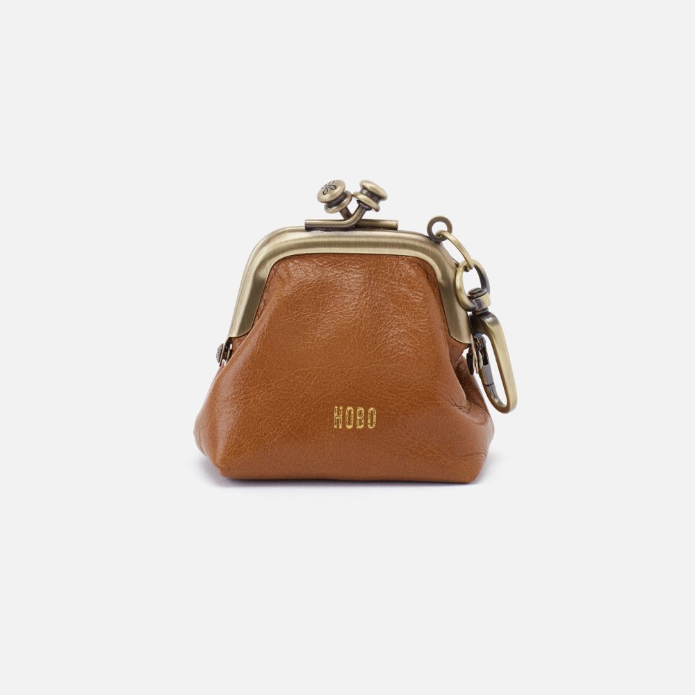 Hobo | Run Frame Pouch in Polished Leather - Truffle