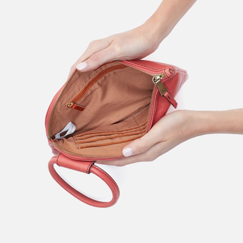 Hobo | Sable Wristlet in Polished Leather - Cherry Blossom