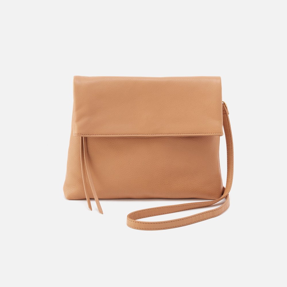 Hobo | Draft Crossbody in Pebbled Leather - Sandstorm