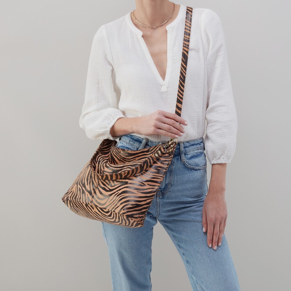 Hobo | Pier Shoulder Bag in Printed Leather - Zebra Stripes