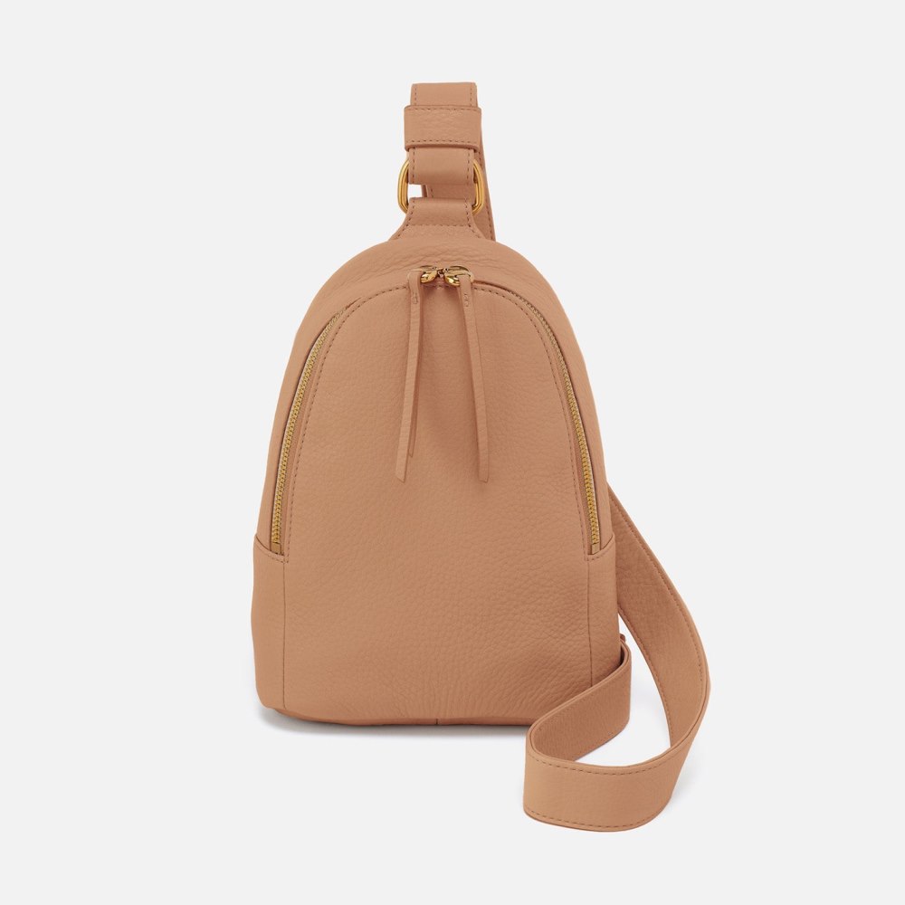 Hobo | Fern Sling in Pebbled Leather - Sandstorm