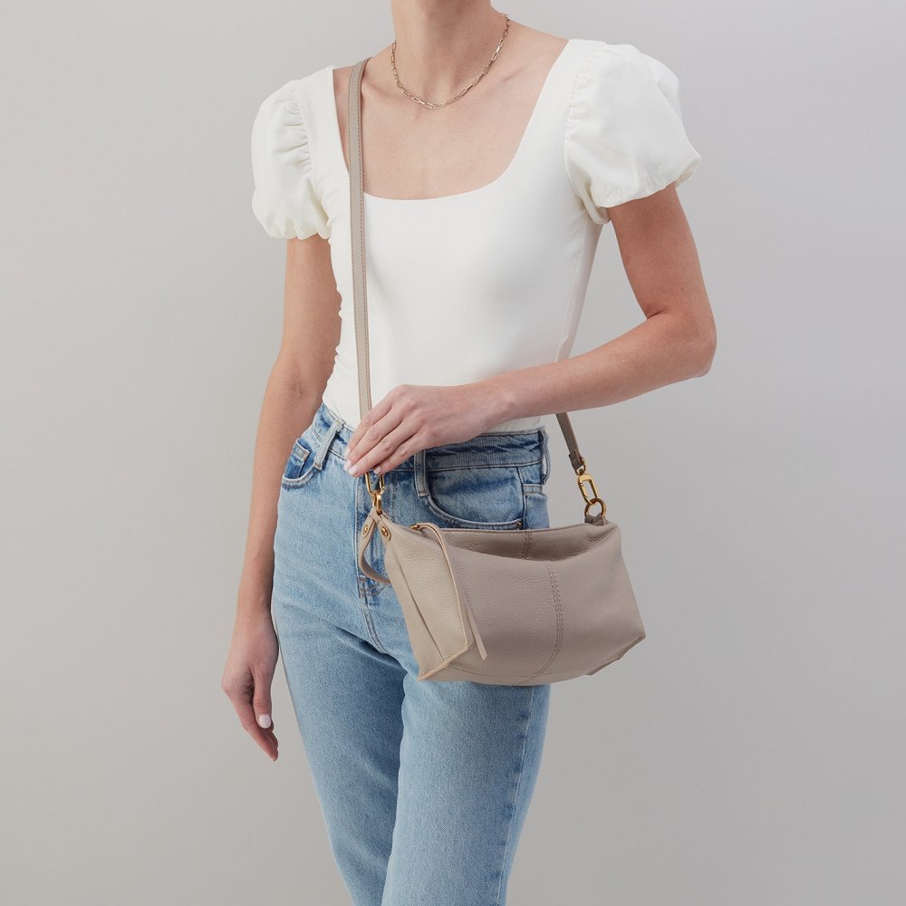 Hobo | Laguna Crossbody in Pebbled Leather - Taupe