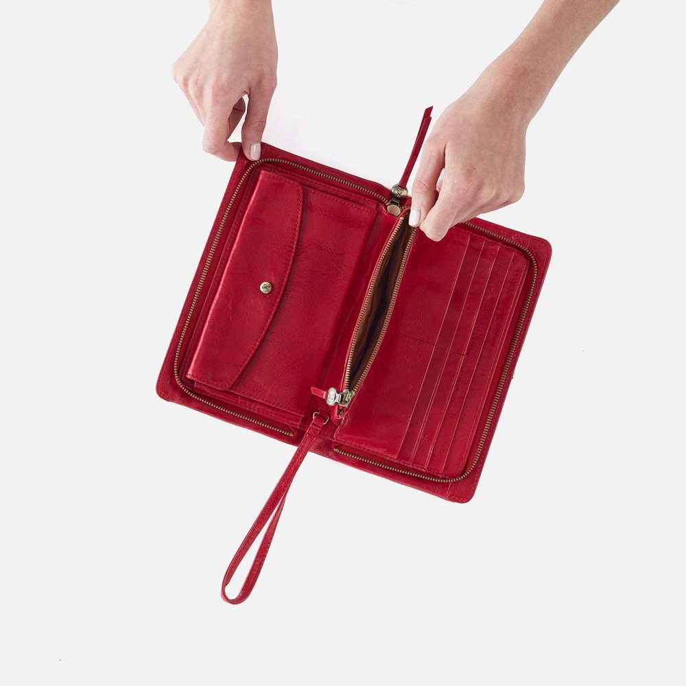 Hobo | Evolve Wristlet in Polished Leather - Claret